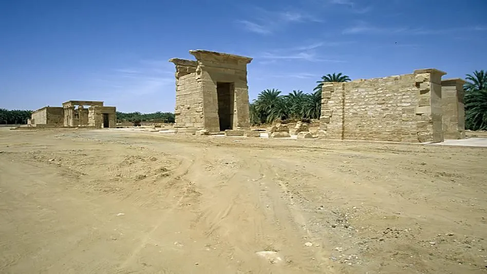 Temple of Hibis Kharga Oasis egypt travel booking